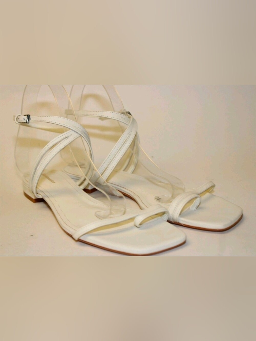 Reformation Sandals NEW White Leather Toe Ring Ankle Strappy Shoes Sandals 8 - Picture 5 of 16